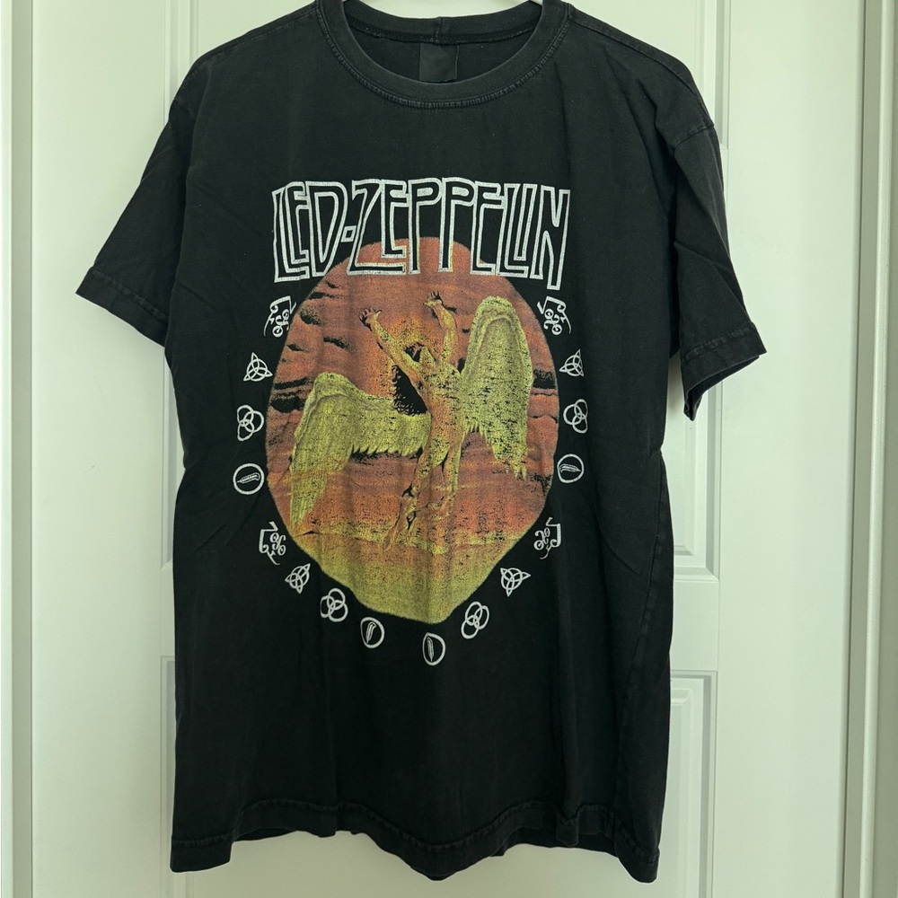 Led Zeppelin 2005 Angel Swan Song Graphic Band T-Shirt Black Tee Mens Small